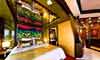 Deluxe Owners Suite - Living Area & Bedroom